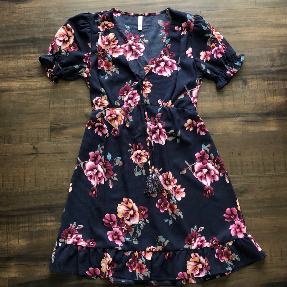 Xhilaration Floral V-Neck Tie Front Mini Dress - Picture 3 of 5